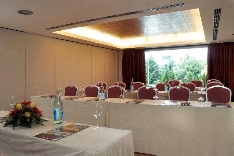 Occidental Hotel 4*